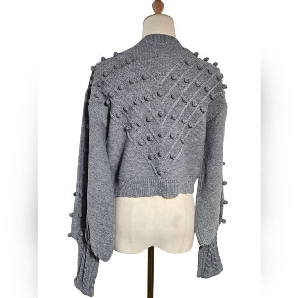 Vestique Gray Cropped Pom Sweater - Picture 4 of 7